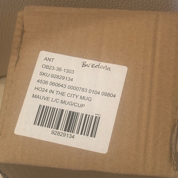 Anthropologie BARCELONA Holiday in the City Mug NWT 2024  Christmas Collection - Picture 8 of 9